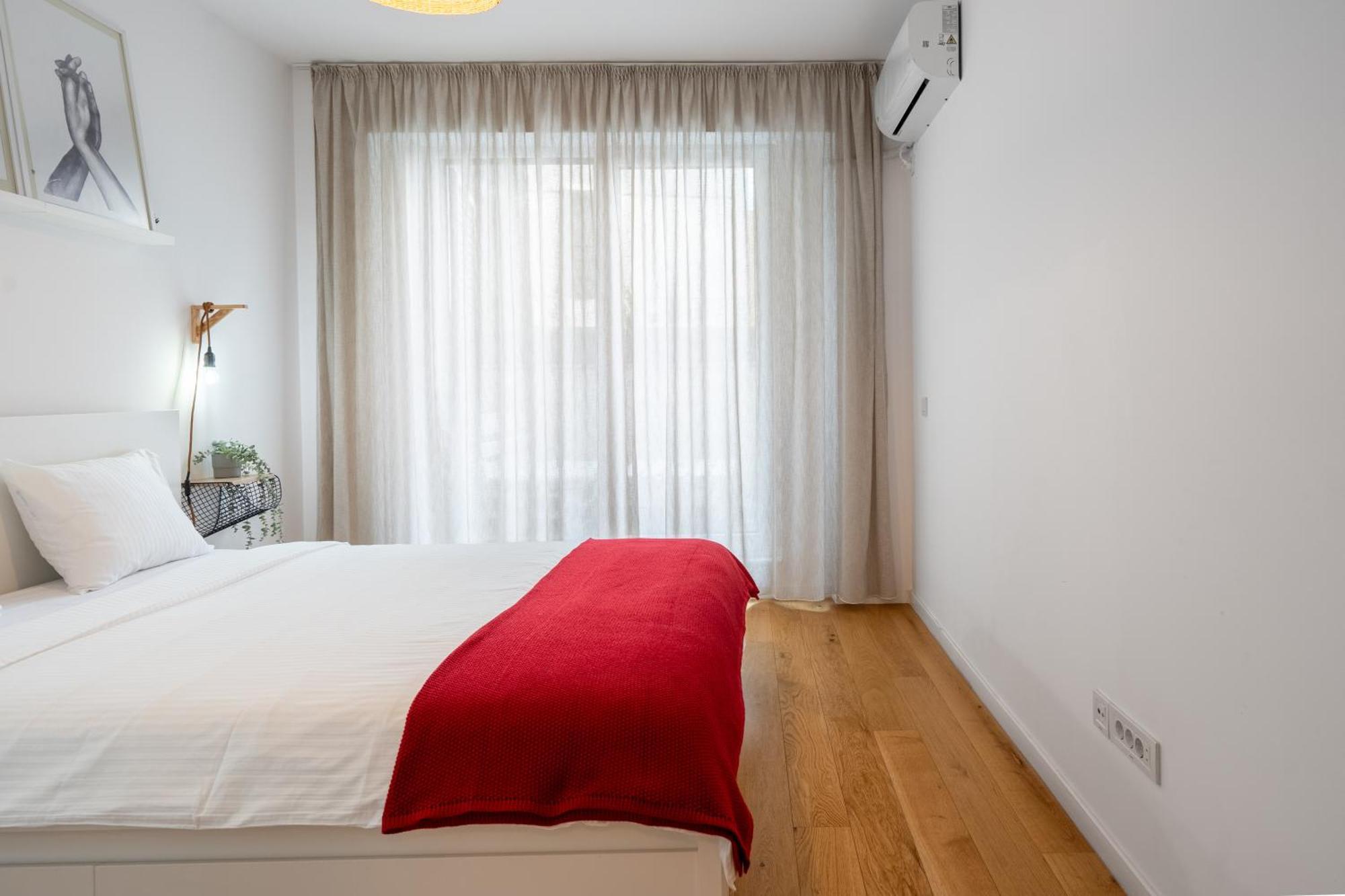 Papini'S Apartment -Apartment With Big Terrace Bucharest Exterior photo