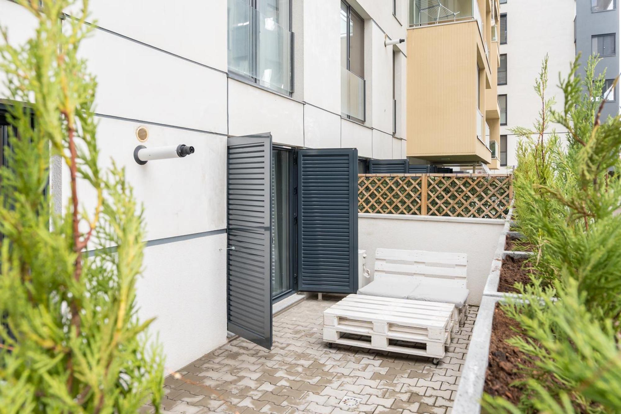 Papini'S Apartment -Apartment With Big Terrace Bucharest Exterior photo
